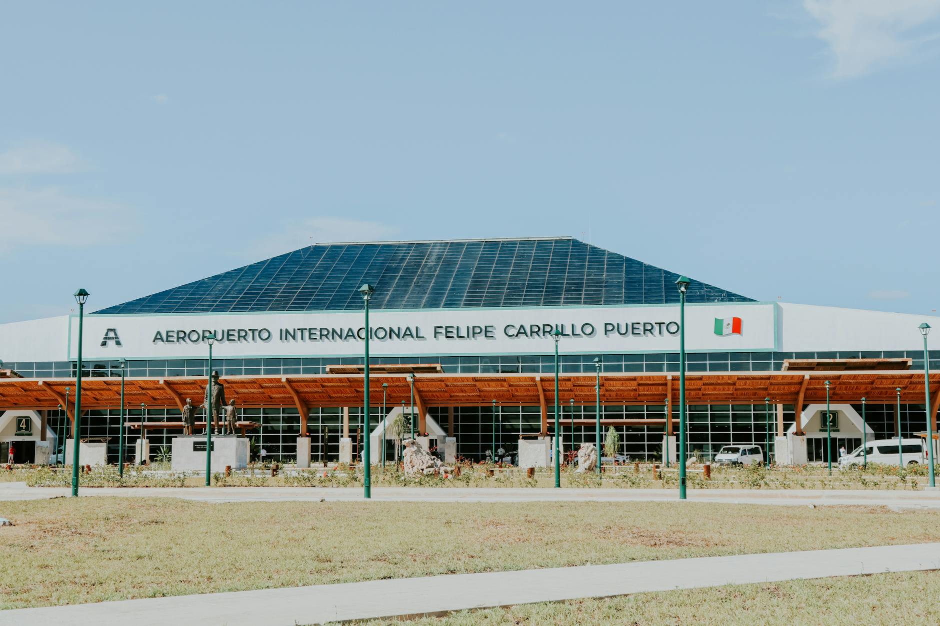 US Lifts ‘Code Red’ Shelter Order for Thousands of Americans in Mexico